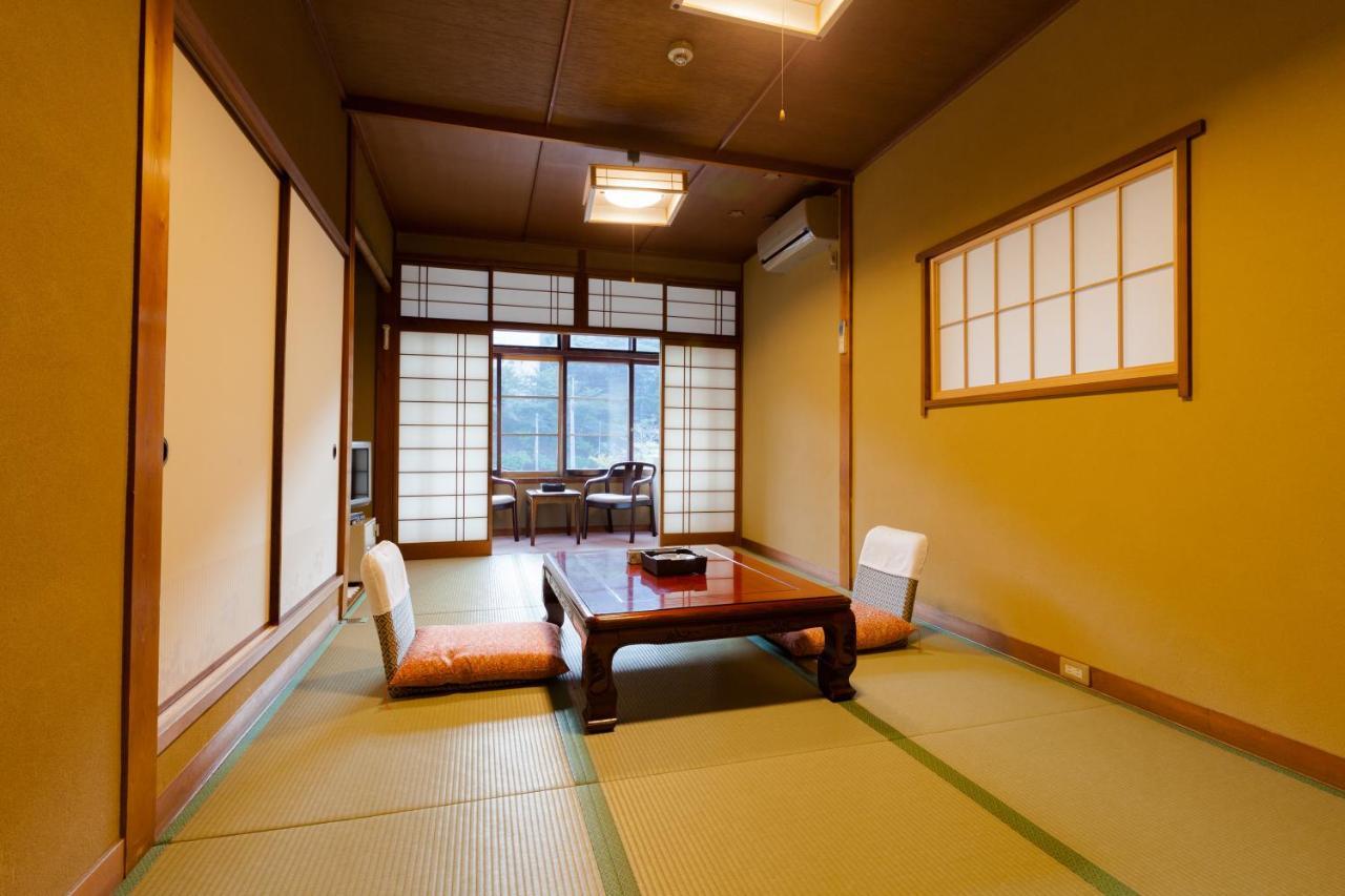 Tsuruya Ryokan Toyooka  Bagian luar foto